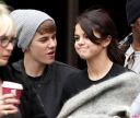 11Justin-Bieber-Selena-Gomez-110711-1024x867.jpg